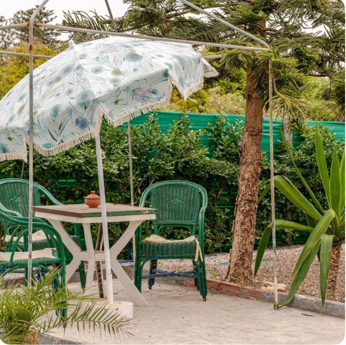 Apartment Seaside ,garden Level With Stunning Ocean View *